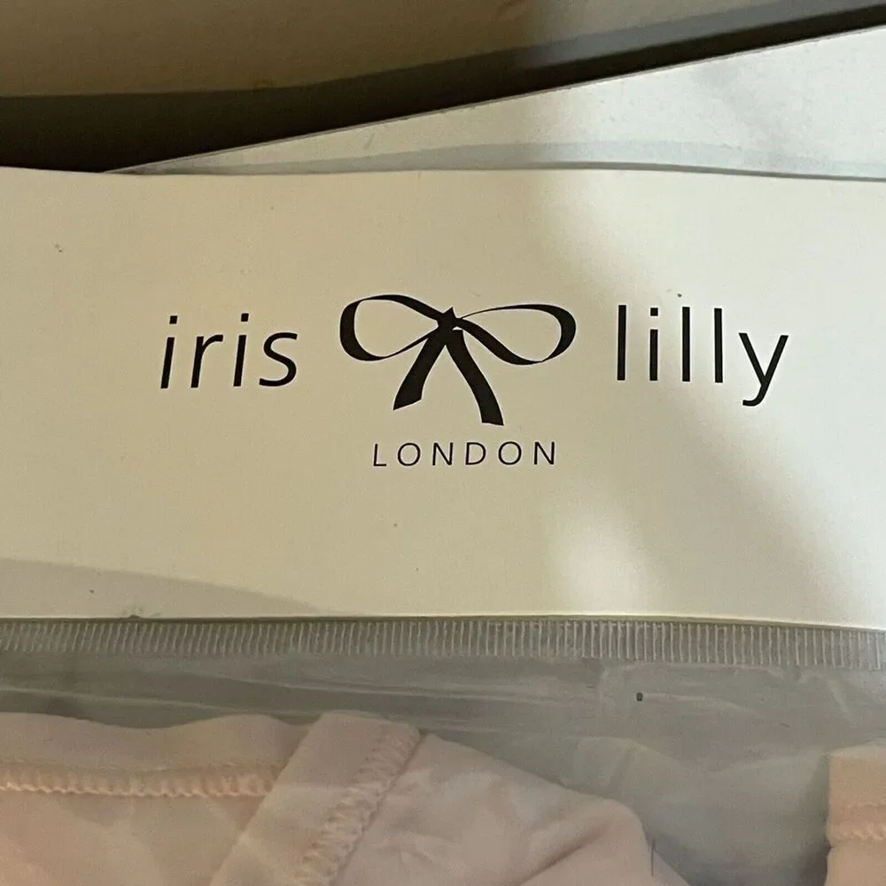 Iris & Lilly Women Body Smooth Microfiber Thong Panties Size M Pack of 5